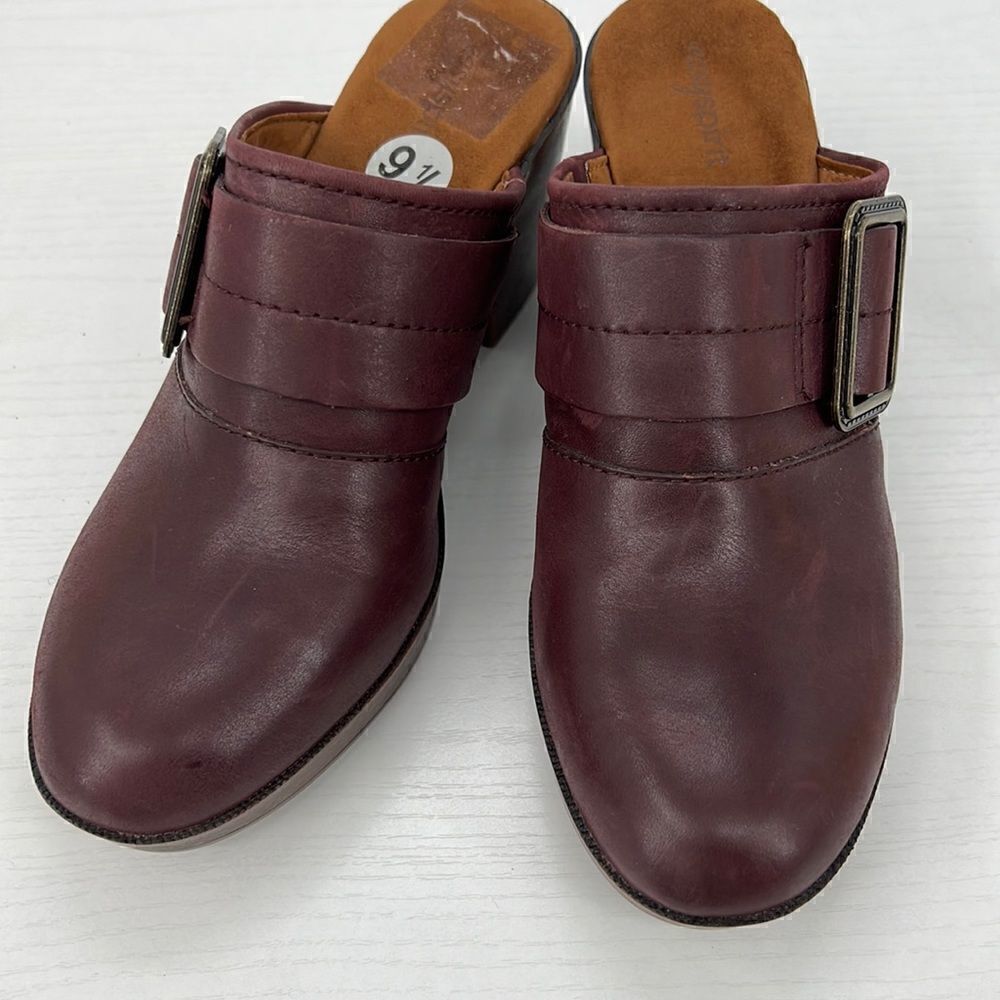 Easy Spirit plum Harvina clogs size 9.5